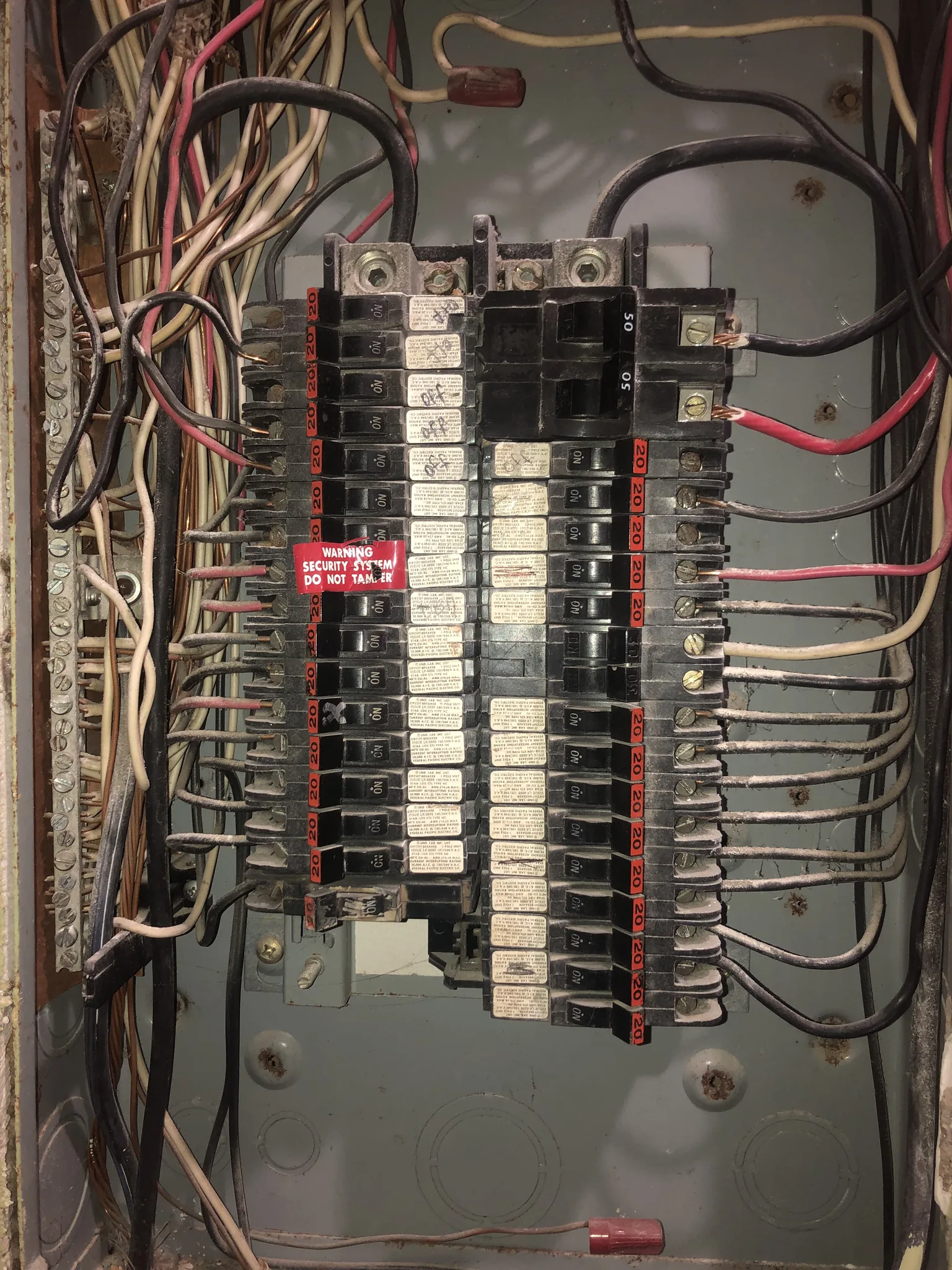 Federal Pacific Stab-Lok breaker panel with multiple branch circuits